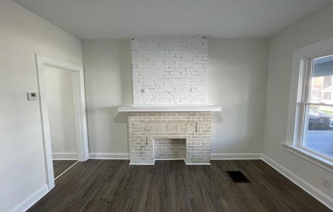 155 E WOODROW AVE