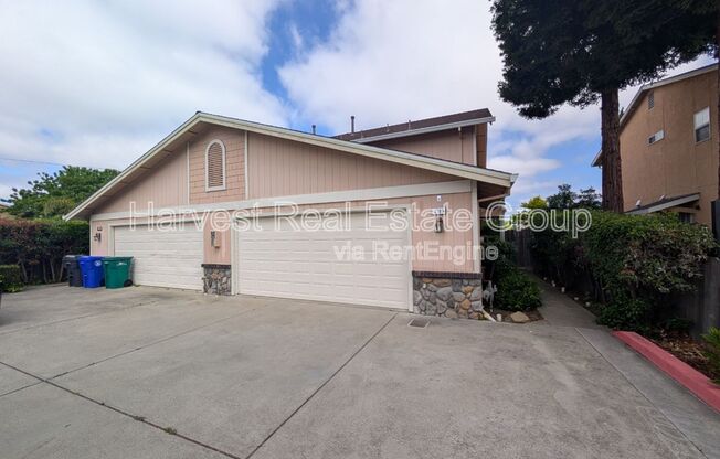 318 BLOSSOM WAY