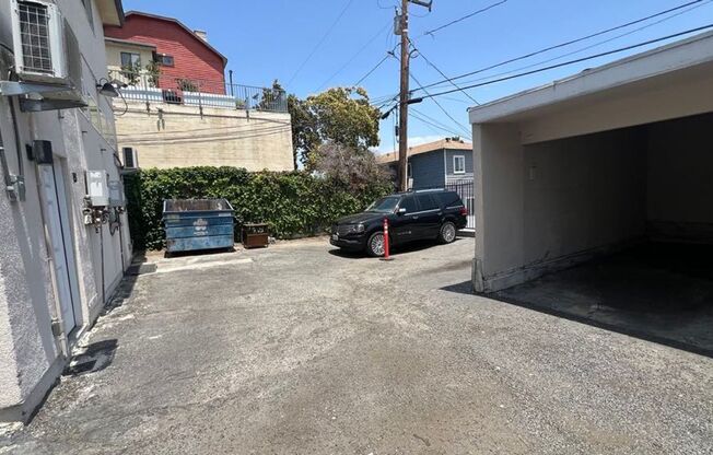 Saint Anthony Building LLC. Venice way