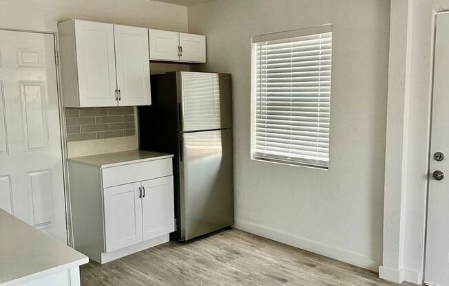 2 beds, 1 bath, 650 sqft, $1,395, Unit Unit 1