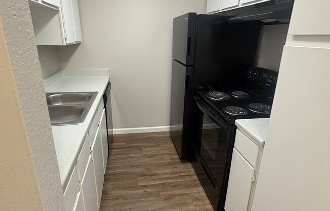 1 bed, 1 bath, $977, Unit 0416