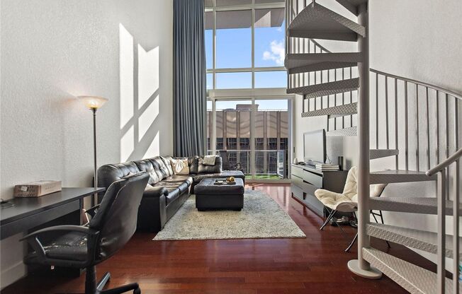 1 bed, 1.5 baths, $2,300, Unit # 1421