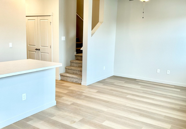 2312 E SPICE LOOP