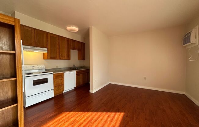 1 bed, 1 bath, 500 sqft, $1,400, Unit 4500-2