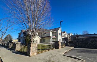 2 bed 1 bath Post Falls, Ground Floor Condo