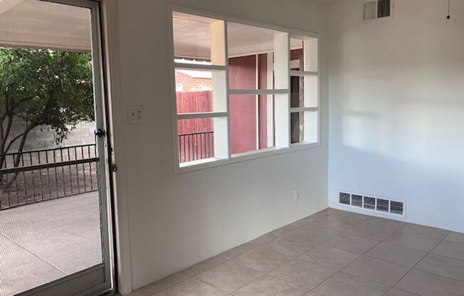 2 beds, 1 bath, $1,550