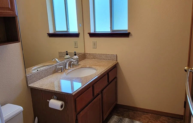 19925 WALLINGFORD AVE N