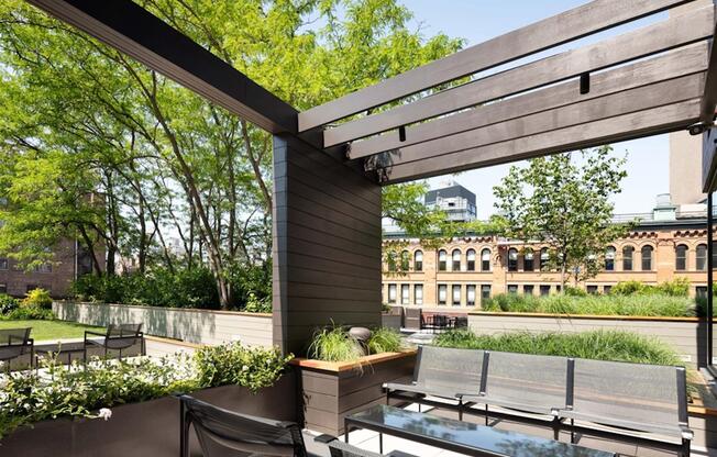 1 bed, 1 bath, $8,980, Unit 15J
