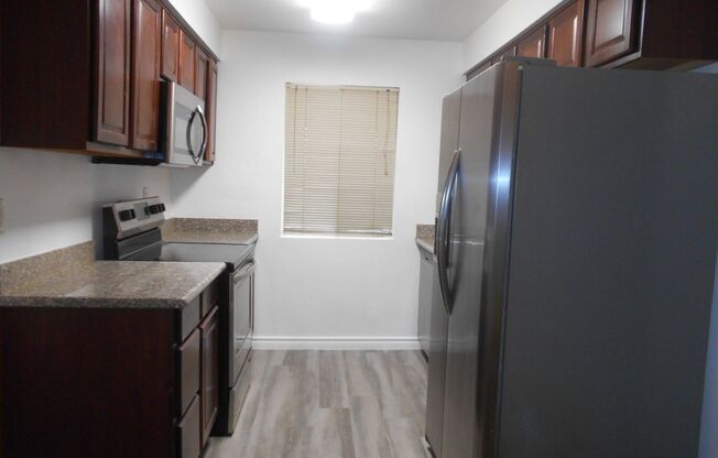 1 bed, 1 bath, $1,250, Unit # 62