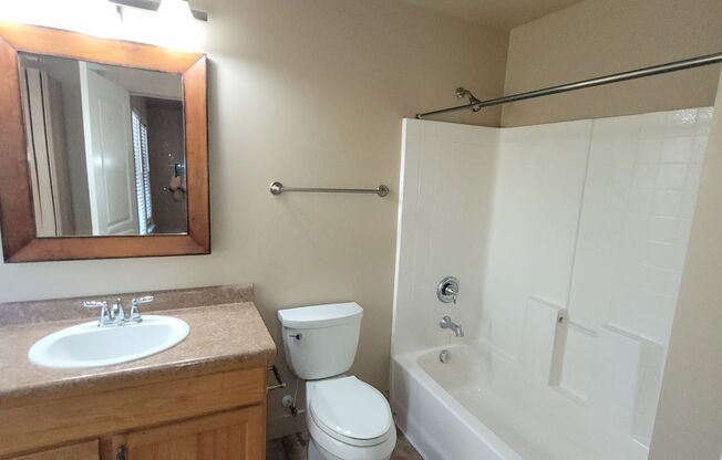 3 beds, 2 baths, $1,600