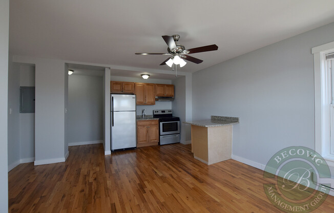 Studio, 1 bath, 266 sqft, $1,350, Unit 7450-71