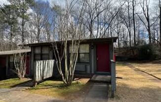 Studio, 1 bath, $895, Unit 905