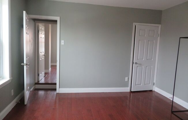 2 beds, 1 bath, $1,500