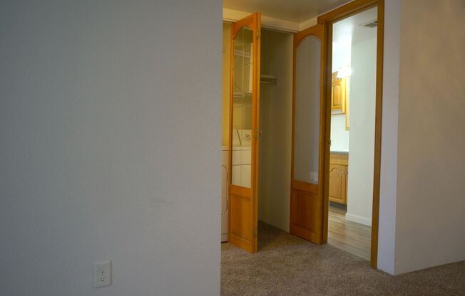 1 bed, 1 bath, $1,300, Unit #A202