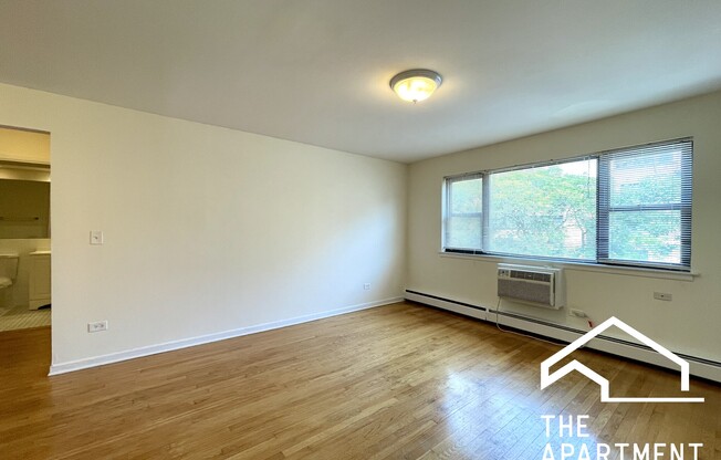 6002 N KENMORE