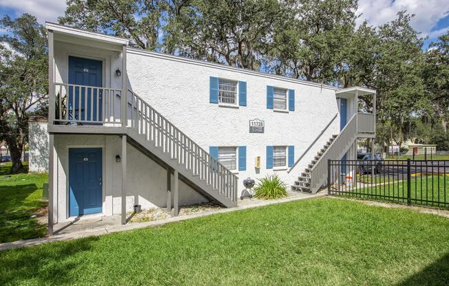 Timber Trace Apartments - Apartment Living in Tampa, FL