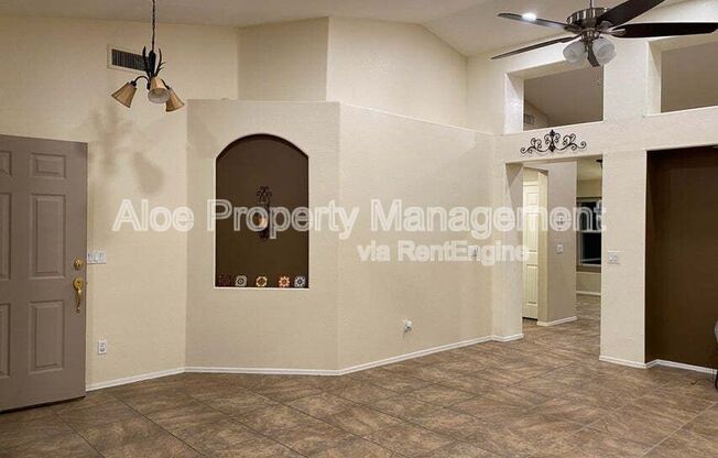 870 N MADRID LN