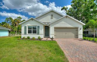 Deposit-Free! Modern, energy efficient home with ALL of the upgrades! North Port, FL