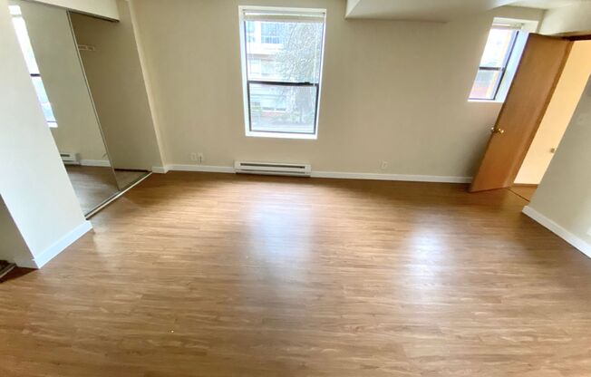 2 beds, 1 bath, 788 sqft, $2,095, Unit 208