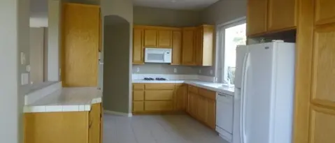 1060 SOUZA DR