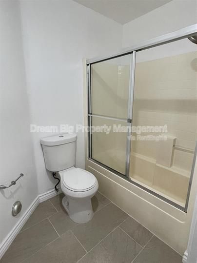 2 beds, 2 baths, 960 sqft, $2,245
