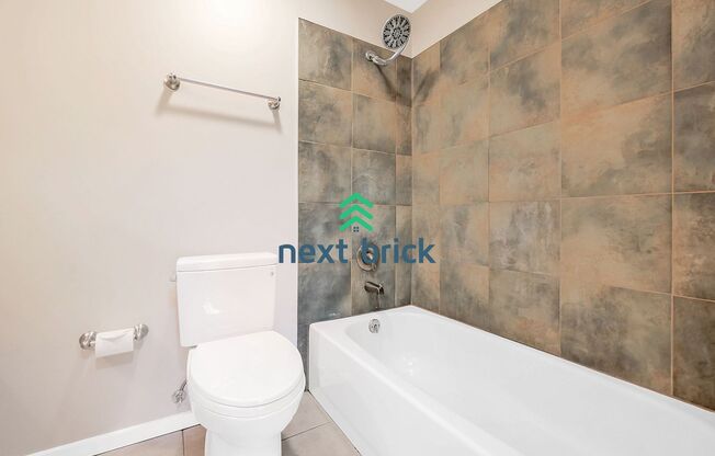 2 beds, 2.5 baths, $3,195