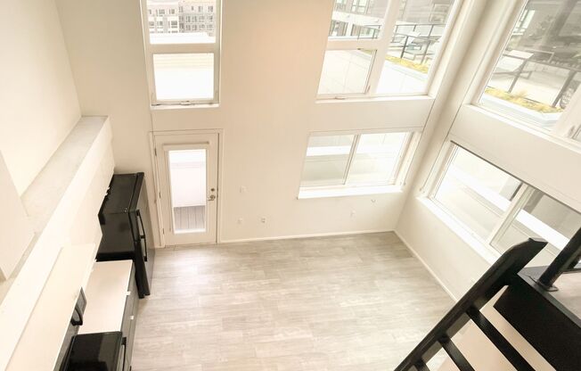 Studio, 1 bath, 439 sqft, $1,850, Unit 712