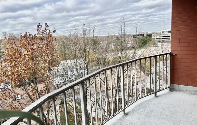 1 bed, 1 bath, 765 sqft, $2,050, Unit 707