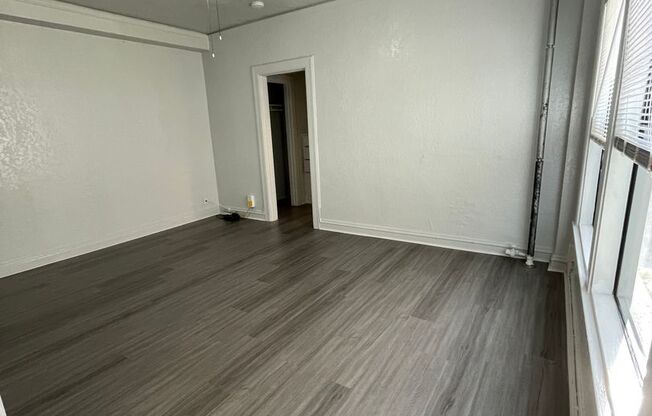 Studio, 1 bath, 525 sqft, $1,595, Unit 512