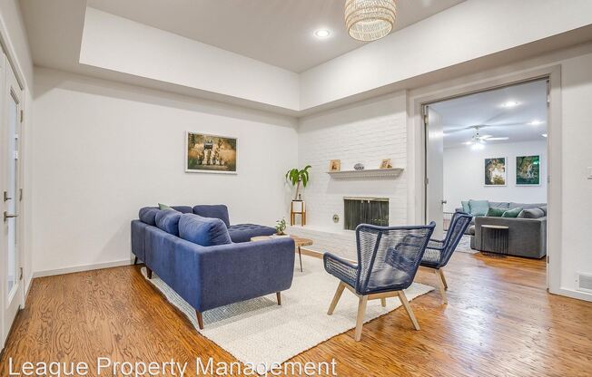 3001 Tanglewood Park West