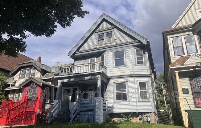 2530 N 37 ST