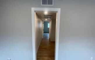 1 bed, 1 bath, 800 sqft, $2,400, Unit 13