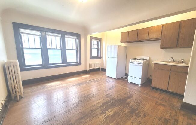 1315 Cass