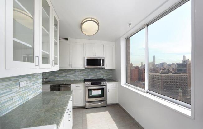 3 beds, 2.5 baths, $16,000, Unit 19C