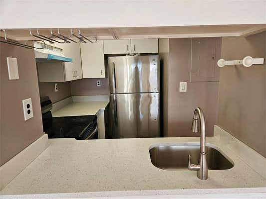 1 bed, 1 bath, $2,300, Unit 604D