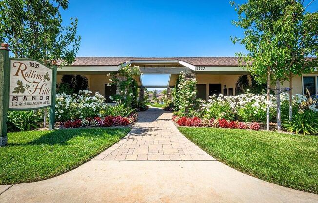 ROLLING HILLS MANOR APTS