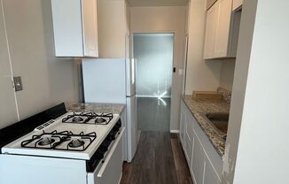 2 beds, 1 bath, 700 sqft, $1,495, Unit 66 MC