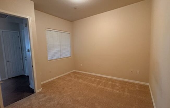 2 beds, 2 baths, $1,550, Unit #2003