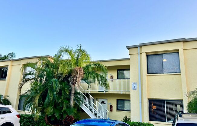 1 bed, 1 bath, $1,300, Unit unit 202