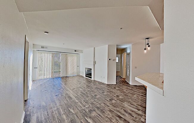 Spacious 2-Bedroom, 2-Bathroom Condo for Rent – Scripps Highlands