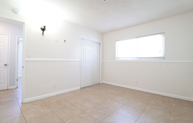 3 beds, 2 baths, $1,700