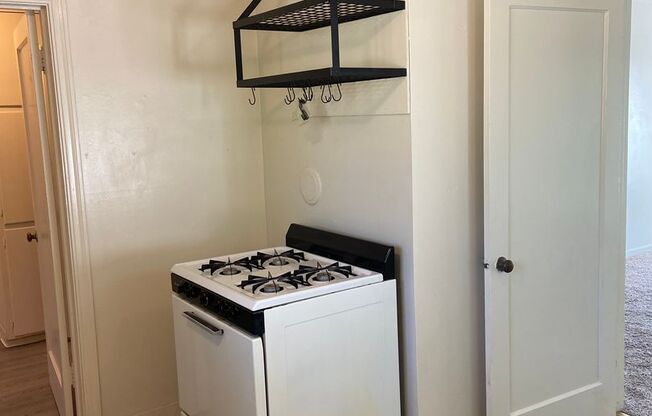 1 bed, 1 bath, $1,750