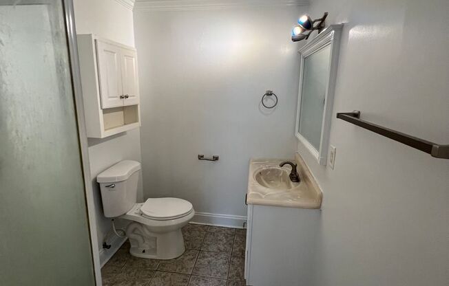 1 bed, 1 bath, $1,295, Unit Apt. 22