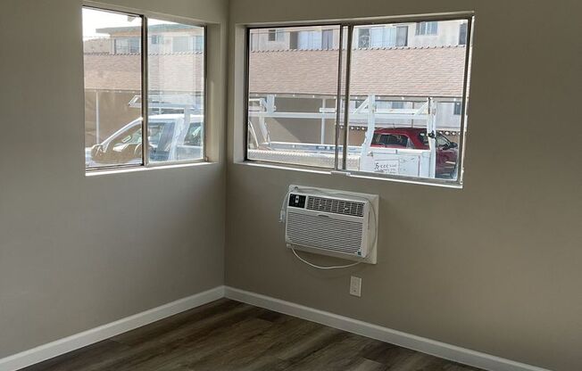 2 beds, 1 bath, 600 sqft, $2,395, Unit 16108 1/4