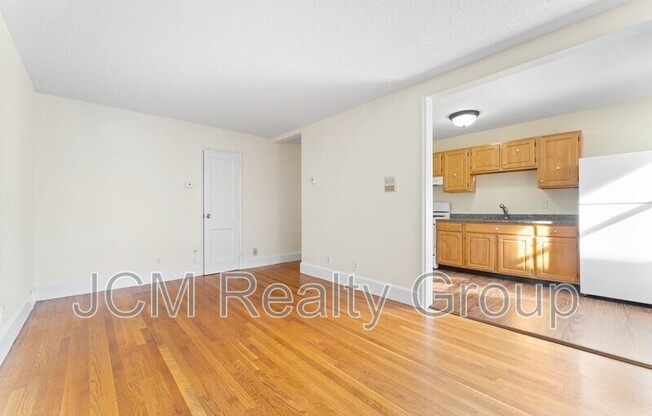 11 VICTORY RD