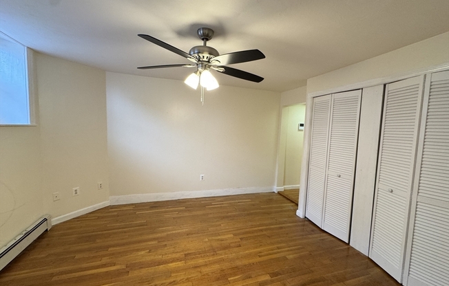 Studio, 1 bath, 525 sqft, $1,975, Unit B