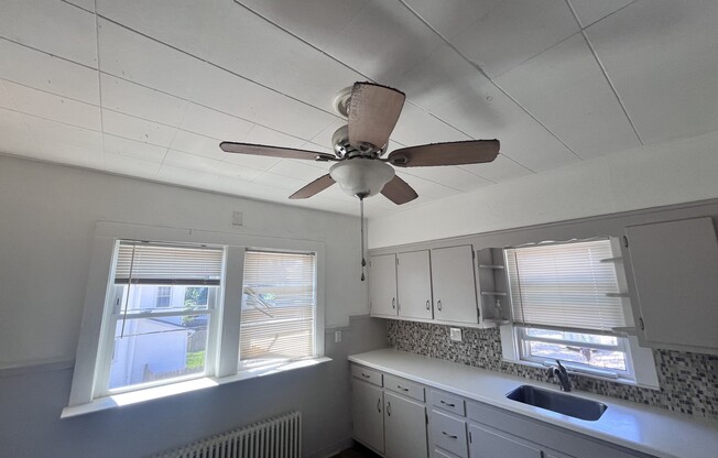 22 KAHLER AVE