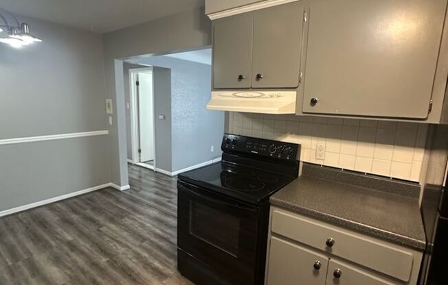 Must see two bedroom condo in Roseville