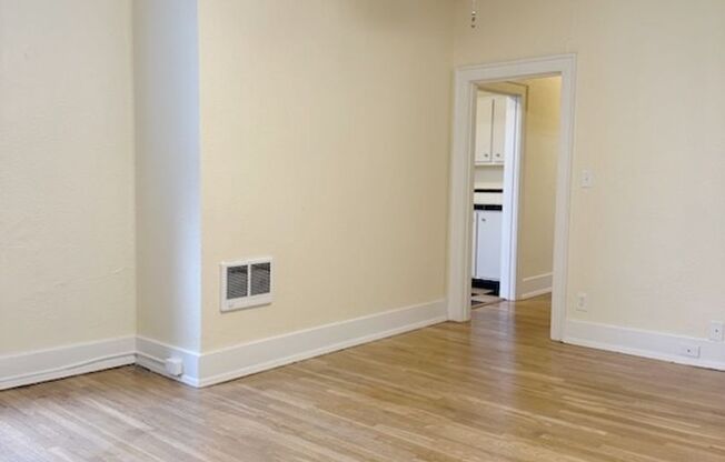 1 bed, 1 bath, 730 sqft, $1,395, Unit 316