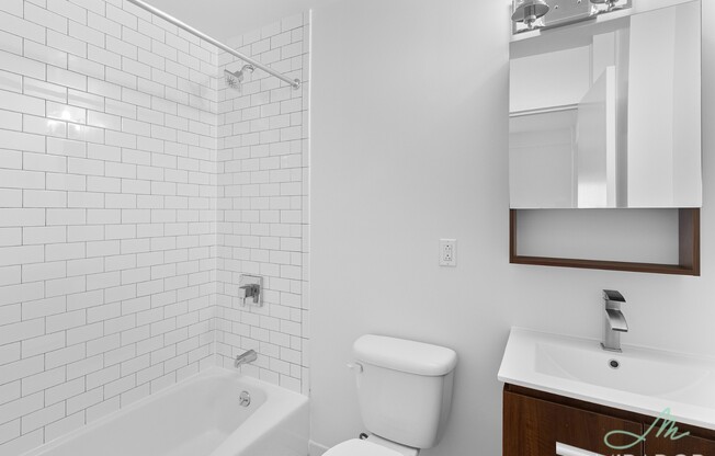 1 bed, 1 bath, $4,150, Unit 11D